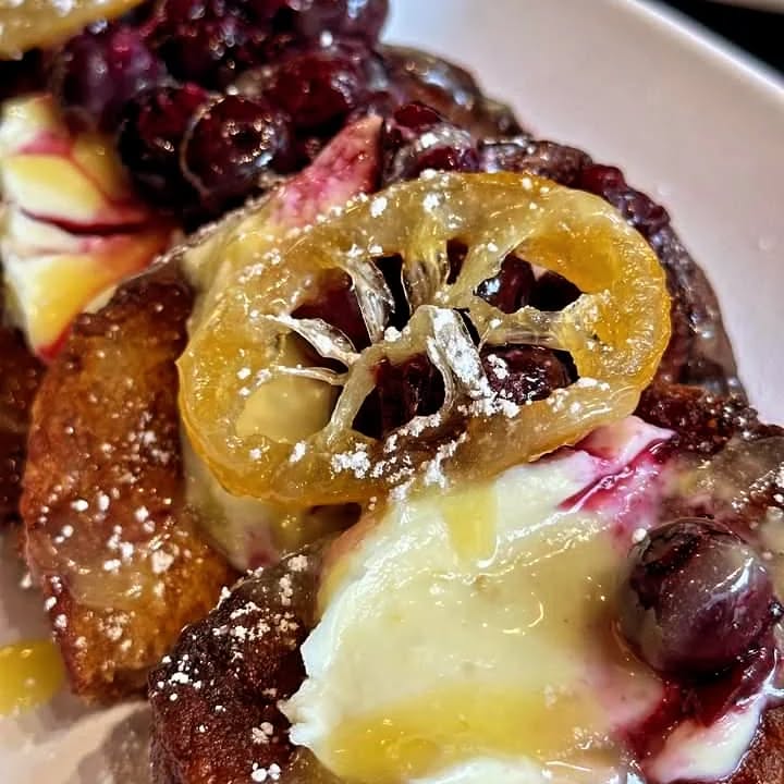 Lemon Curd & Blueberry Compote French Toast

Available at #brunch !

#lunchbreak #breakfasting #brunchtime #breakfastofchampions #nodiets #brunching #brunchaholics #bostonfoodies #